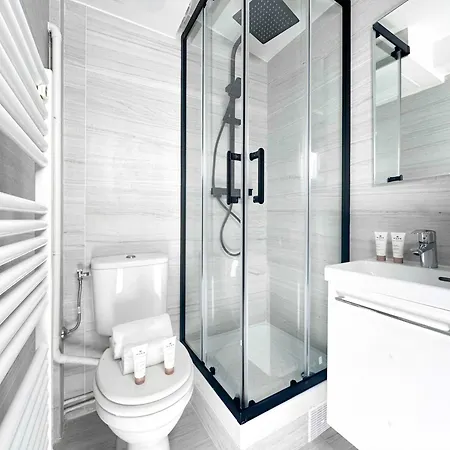 Charming Studio In Porte De Versailles