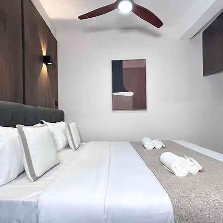 Appartement Charming Studio In Porte De Versailles Parijs