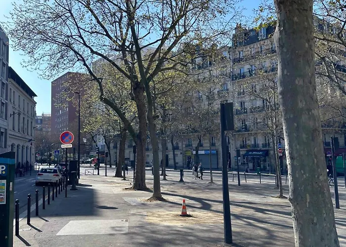 Charming Studio In Porte De Versailles Appartement Parijs