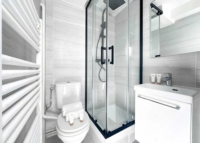 Charming Studio In Porte De Versailles